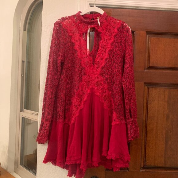 Free People Secret Origins Telltale Heart Lace Tunic in Red, Medium - Picture 1 of 5